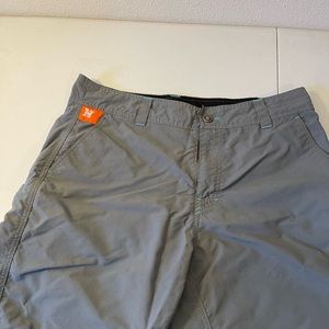 Howler Bros shorts size 32